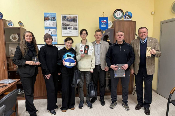 Депутат Смоленской областной Думы исполнил мечту подростка