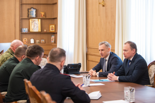 В Смоленске прошла встреча губернатора и первого замкомандующего Центрального округа Росгвардии 