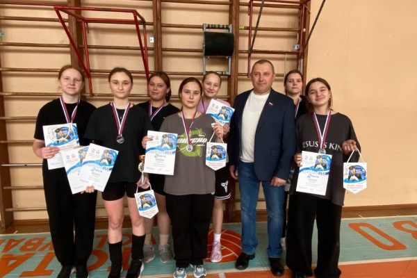 Юные спортсмены Смоленщины соревнуются в рамках конкурса «Знаете, каким он парнем был!»