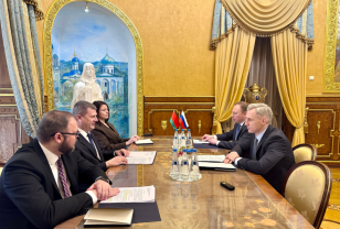 Губернатор Василий Анохин обсудил с послом Республики Беларусь новые совместные проекты