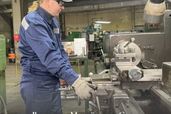 Василий Анохин рассказал о смолянках с необычными профессиями