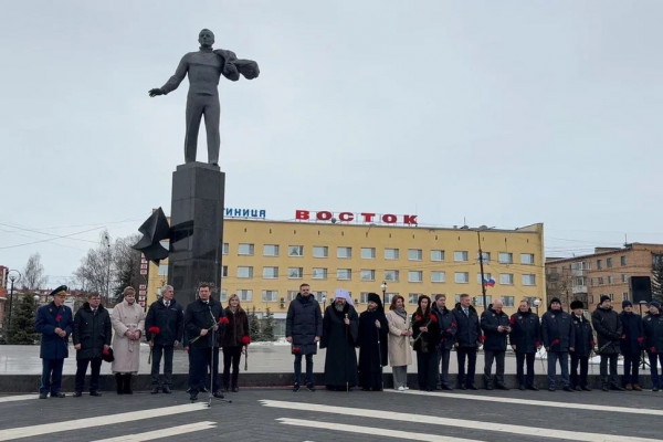 В Гагарине прошли мероприятия, посвящённые 92‑летию со Дня рождения первого космонавта планеты