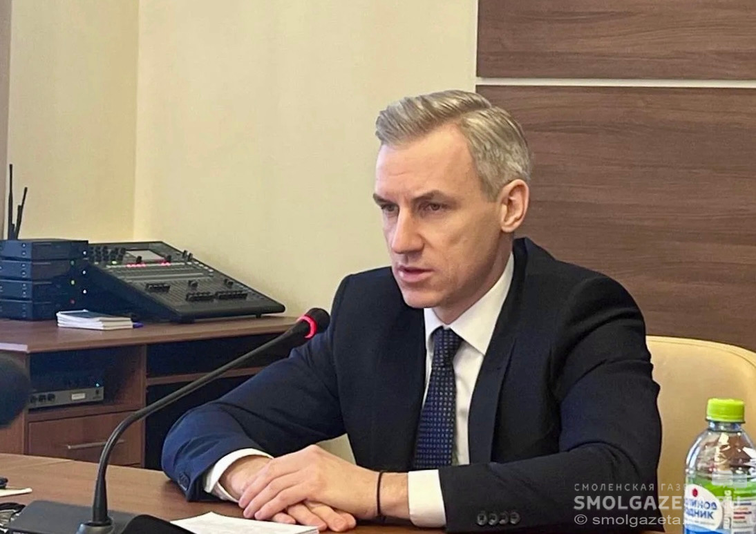 Василий Анохин рассказал о планах и сроках реконструкции аэропорта в Смоленске 