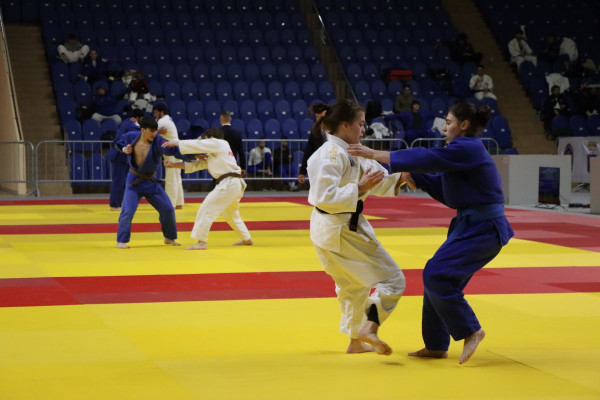 Смоленск принимает турнир по дзюдо с участием более 150 спортсменов 