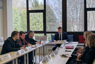 Артём Малащенков озвучит в Совете Федерации предложения смоленского бизнеса по поддержке МСП