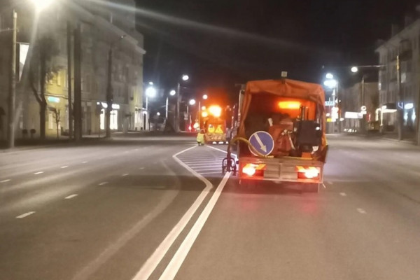 В Смоленске обновляют разметку на улично-дорожной сети