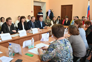 В Угранском округе обсудили развитие соцконтракта в рамках проекта «Российское село»
