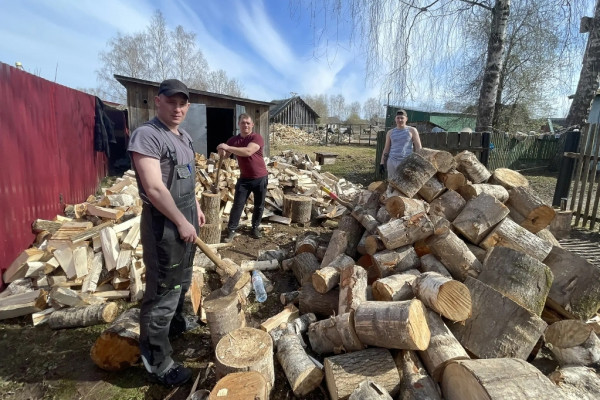 В Сычёвке сотрудники УФСИН помогли матери бойца специальной военной операции