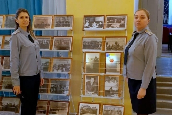 Сотрудники смоленского УФСИН приняли участие в мероприятиях в честь 65-летия первого полета человека в космос