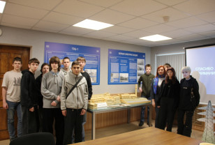 Молодые сотрудники «Смоленскэнерго» провели профориентационную беседу для девятиклассников