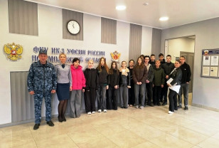 Для школьников провели экскурсию в исправительной колонии № 3 Сафоновского округа 