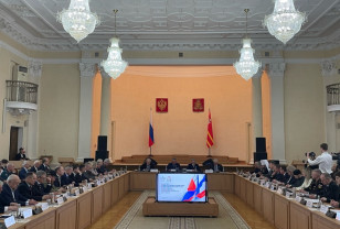 В Смоленске обсудили роль культуры в военно-патриотическом воспитании