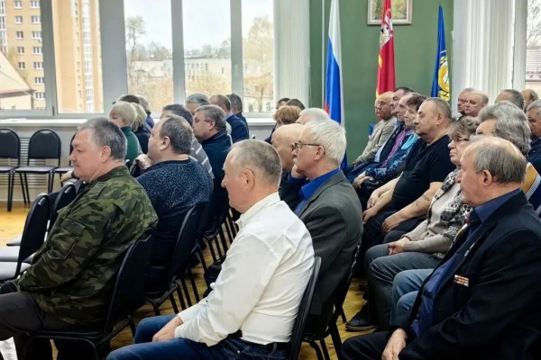 В Смоленске почтили память ликвидаторов аварии на Чернобыльской АЭС