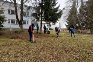 Смоленские энергетики приняли участие во Всероссийском субботнике