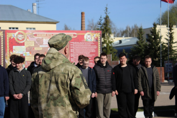 Смоленские росгвардейцы проводят военно-патриотические мероприятия