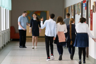 Смоленские школьники вместо звонков будут слушать песни о Великой Отечественной войне