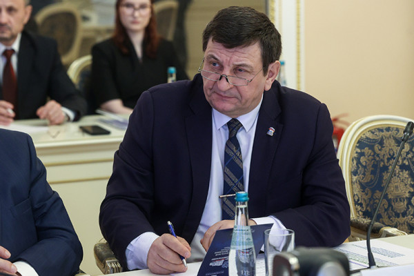 Председатель Смоленской облдумы обсудил с законодателями России вопросы аграрно-продовольственной политики