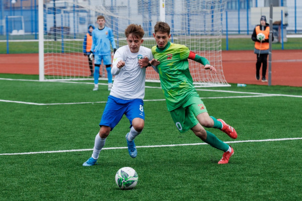 Одиннадцать голов, два удаления и три пенальти: как Футбольная школа Смоленской области сыграла с «Авангардом» в ЮФЛ Центр