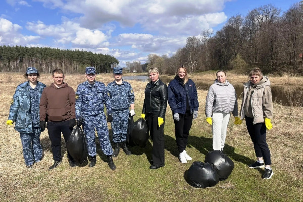 Смоленские сотрудники УФСИН присоединились к Всероссийскому субботнику «Мы за чистоту»
