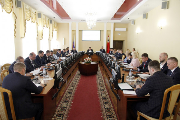 Горсовет наградит юных смолян премиями имени М. И. Глинки и М. К. Тенишевой