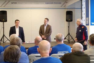 Депутаты Смоленского городского Совета помогли организовать товарищеский матч по быстрым шахматам и блицу