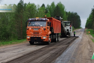 В Ярцевском округе ремонтируют дорогу протяжённостью 5,6 км