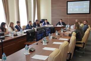 Комитет Госдумы по молодёжной политике провёл выездное совещание в Смоленске