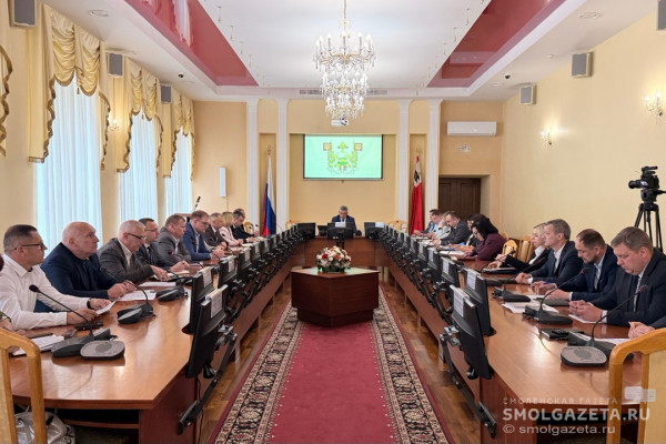 В Смоленске обсудили безопасность, благоустройство и новые проекты