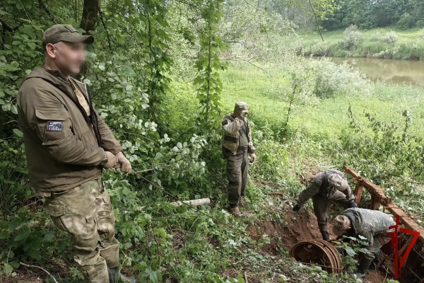 В Смоленской области поисковый отряд Росгвардии поднял останки четверых бойцов