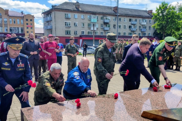Смоленская область стала одной из ключевых точек автопробега «Города-герои – города Героев»