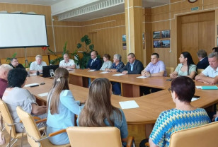 Глава Новодугинского округа подал в отставку 