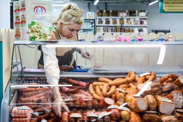 Мясная отрасль РФ превысила целевые показатели безопасности 