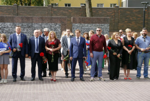 Депутаты горсовета поприветствовали делегацию из города Томска
