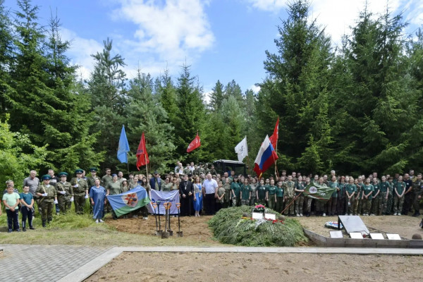 30 героев обрели покой: в Велижском округе простились с красноармейцами 