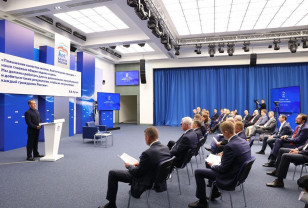 Дмитрий Медведев: В новую Народную программу «Единой России» поступило почти три миллиона предложений