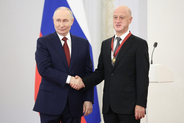 Президент России наградил Александра Бабакова орденом «За заслуги перед Отечеством»