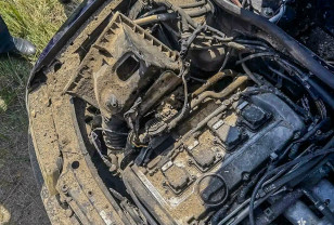В Вяземском округе автовладелец спас свою машину от пожара