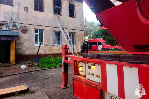 Вчера на улице Лавочкина в Смоленске горела квартира 