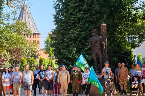 В Смоленске отметили День ВДВ