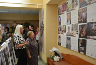 В Рудне открыли фотовыставку «Мы помним ваши имена…»