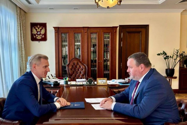 Василий Анохин поздравил Министра труда и социальной защиты РФ с Днём рождения 