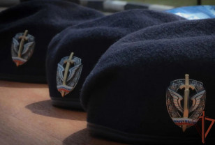 Шесть сотрудников Центрального округа Росгвардии прошли испытания на знак отличия полицейского спецназа