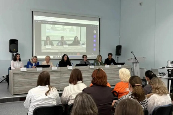 В Смоленской области определили векторы развития системы воспитания