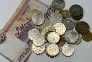 Смоляне активно копят: сбережения в банках превысили 269 млрд рублей 