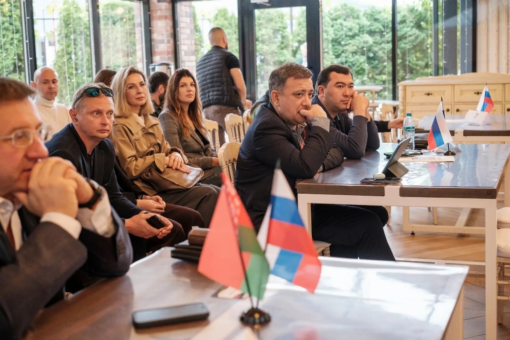 В Смоленске состоялся прямой диалог между региональными производителями и зарубежными закупщиками