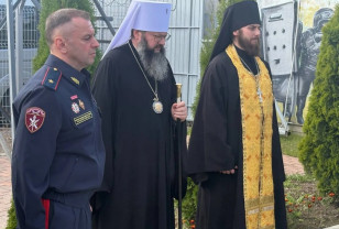 Митрополит Смоленский и Дорогобужский Исидор совершил молебен в храме Росгвардии