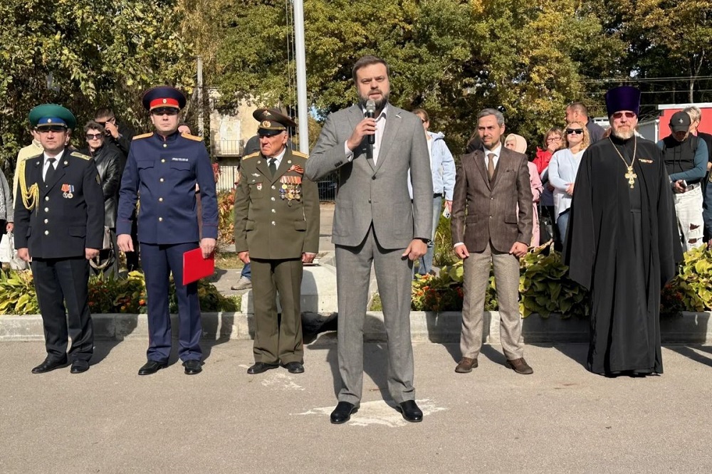 Артём Туров поздравил воспитанников Смоленского кадетского корпуса с принятием торжественного обещания