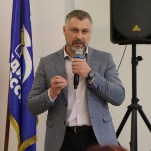 В Смоленске открылась фотовыставка #папаВделе