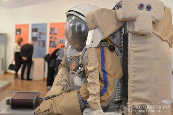 Смолянам рассказали о необычной и героической профессии космонавта