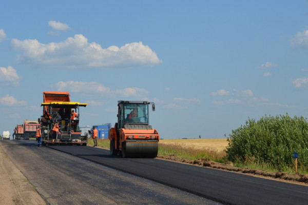 На ремонт дорог Смоленской области в 2022 году направят более 770 миллионов рублей 